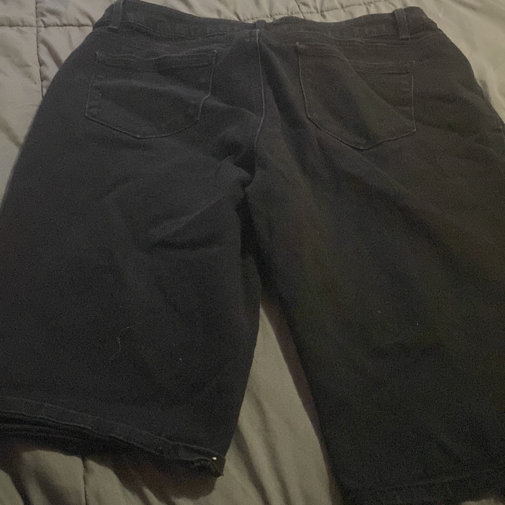 Shorts - Picture 2 of 2